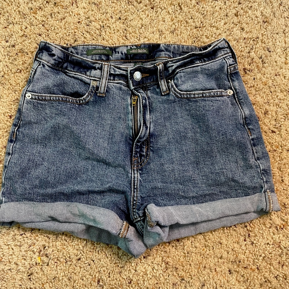 Wild fable size 6 in great condition